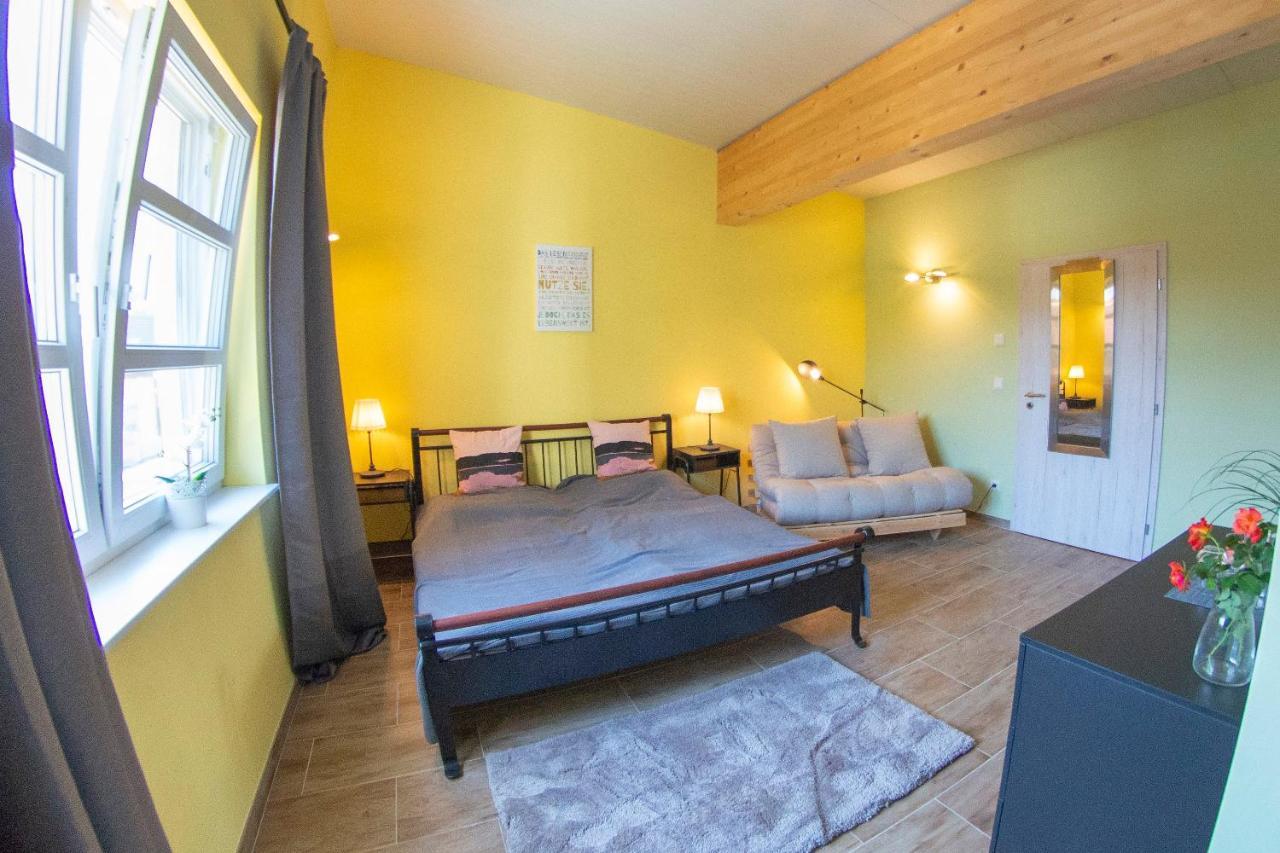 Ranchzimmer Am Hippo-Campus Reit- Und Therapiezentrum Deutsch Haslau Eksteriør bilde