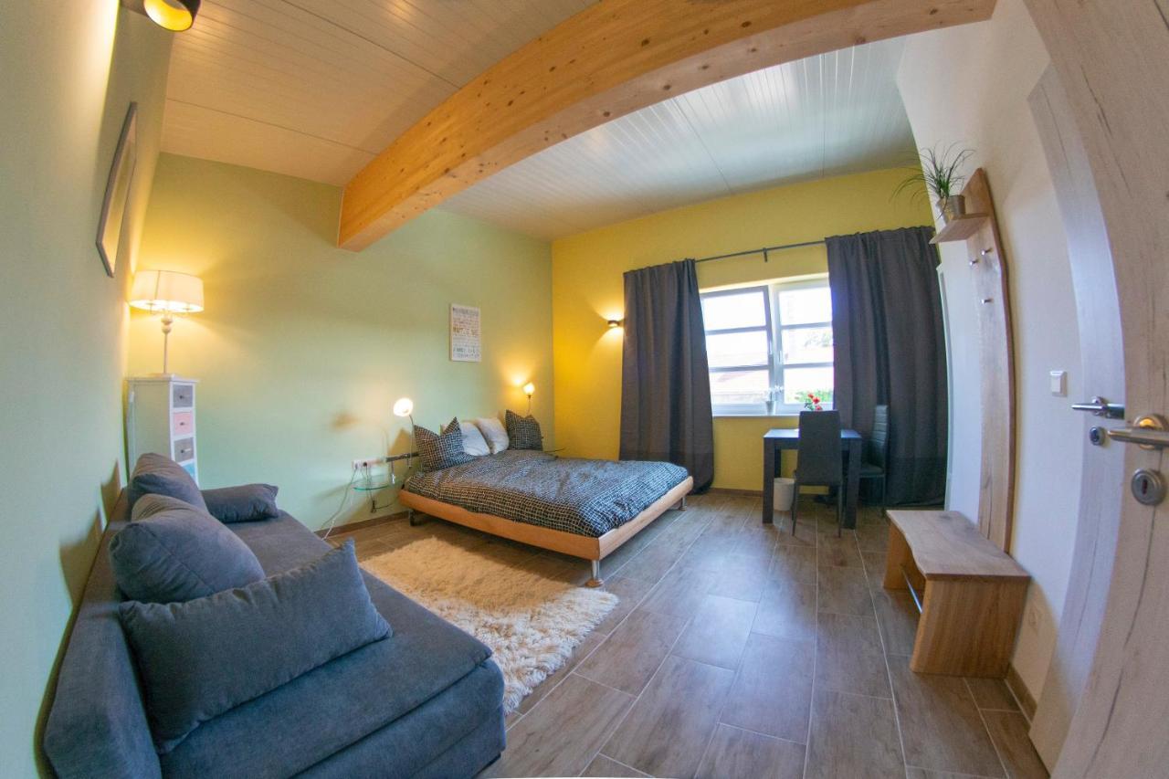 Ranchzimmer Am Hippo-Campus Reit- Und Therapiezentrum Deutsch Haslau Eksteriør bilde